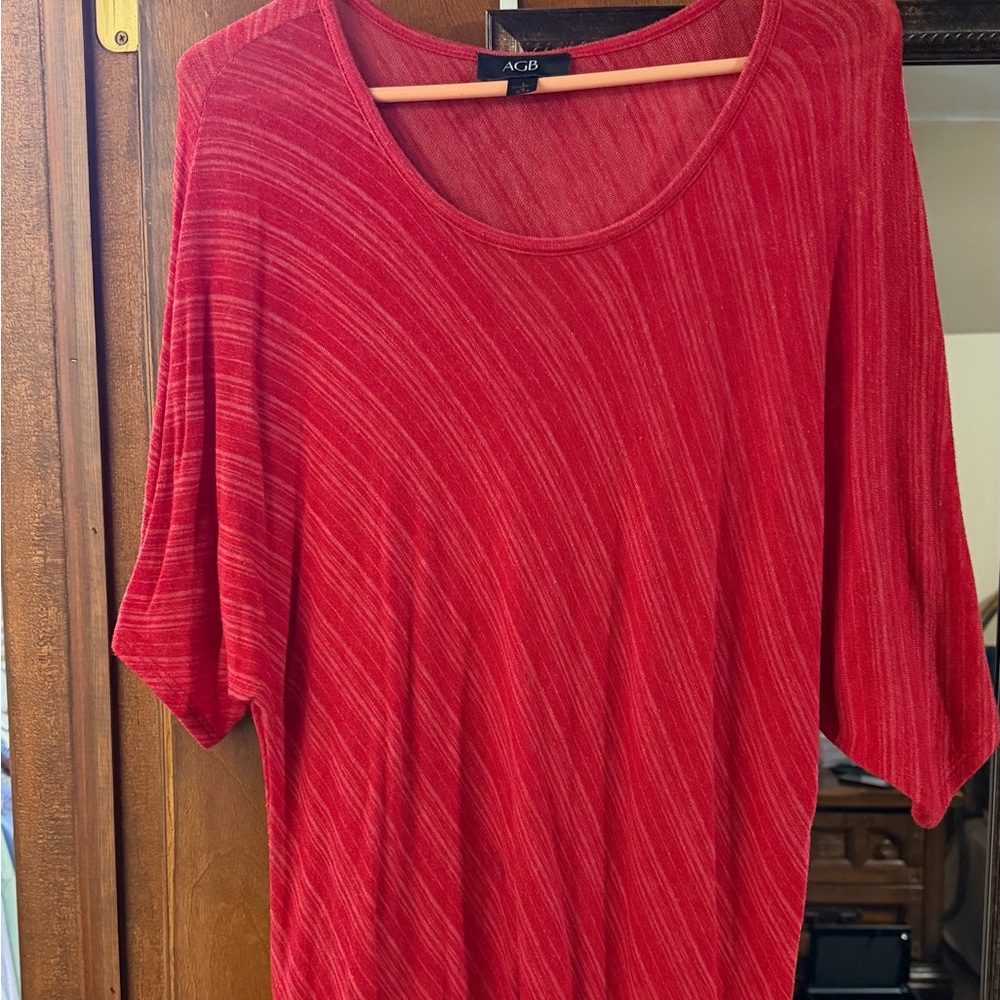 AGB Women's Red Textured Tunic Top